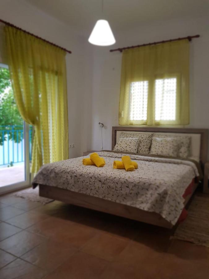 Apartamenty Rodzinne Kamena Vourla Exteriér fotografie