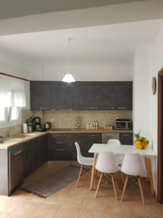 Apartamenty Rodzinne Kamena Vourla Exteriér fotografie