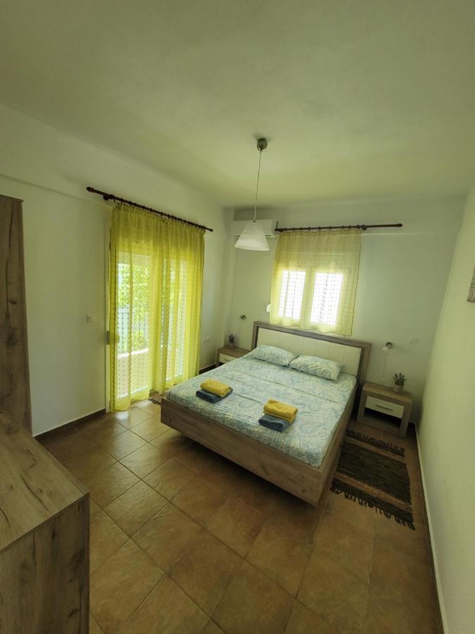 Apartamenty Rodzinne Kamena Vourla Exteriér fotografie